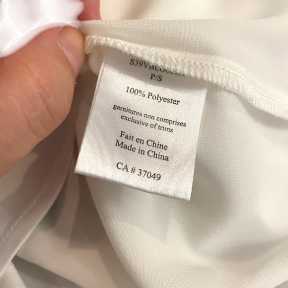 NWT White Blouse With Diamond Studs On Collar 🤍 - Picture 10 of 12